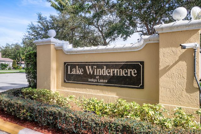 4912 NW 55TH Boulevard, Coconut Creek, FL 33073