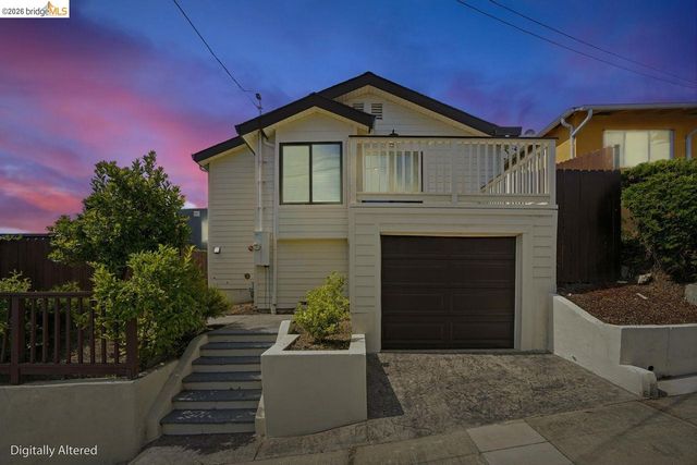 2469 Potter St, Oakland, CA 94601