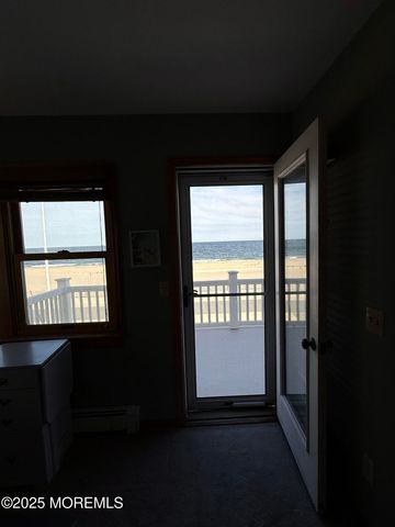 275 Beachfront, Manasquan, NJ 08736