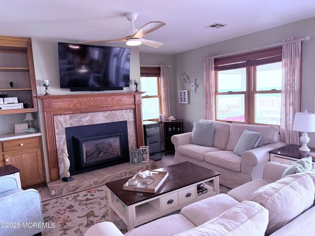 275 Beachfront, Manasquan, NJ 08736