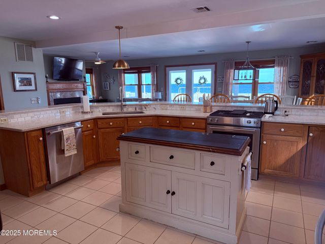 275 Beachfront, Manasquan, NJ 08736