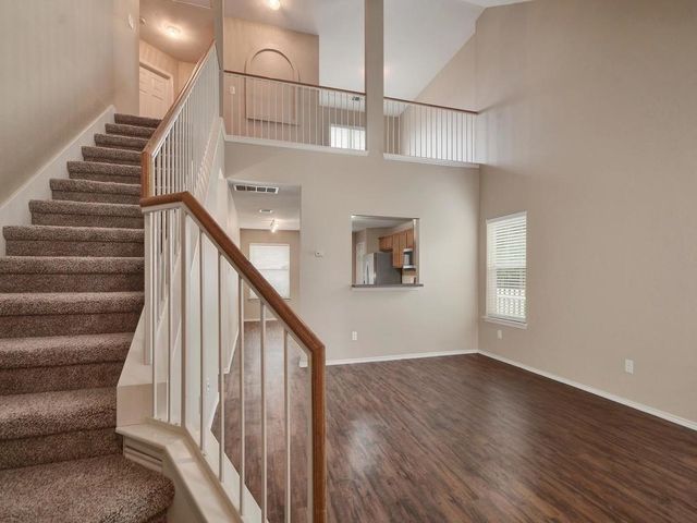 153 Chesser, Kyle, TX 78640