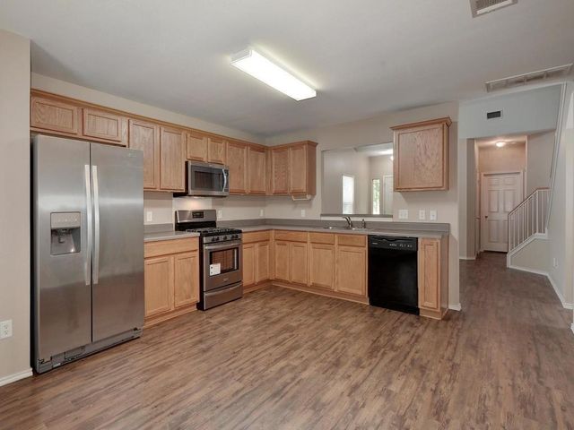 153 Chesser, Kyle, TX 78640