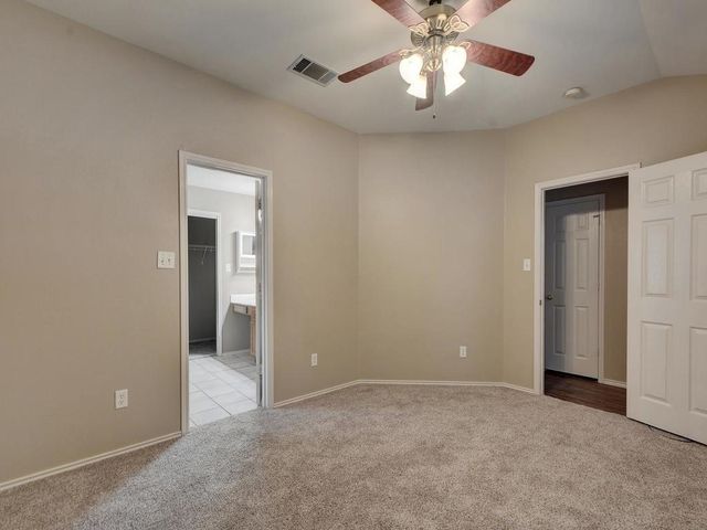 153 Chesser, Kyle, TX 78640