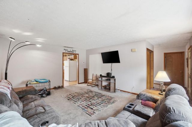 938 Rainbow Court, Lebanon, OH 45036