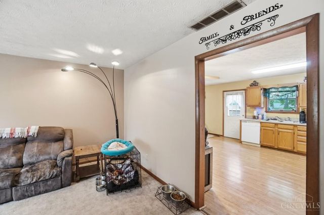 938 Rainbow Court, Lebanon, OH 45036