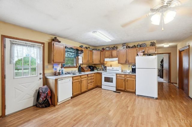 938 Rainbow Court, Lebanon, OH 45036