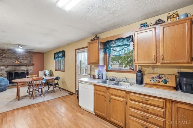 938 Rainbow Court, Lebanon, OH 45036
