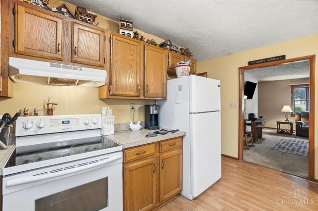938 Rainbow Court, Lebanon, OH 45036