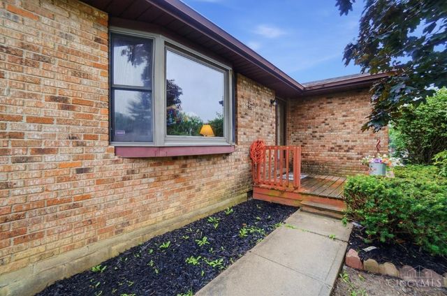 938 Rainbow Court, Lebanon, OH 45036