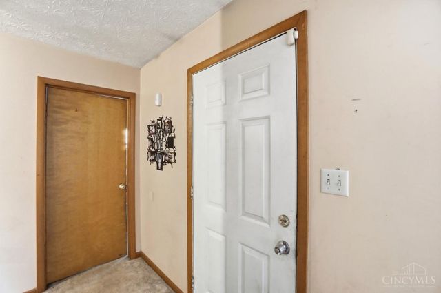 938 Rainbow Court, Lebanon, OH 45036