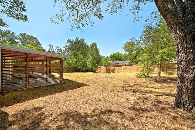 905 Emerald Wood DR, Austin, TX 78745