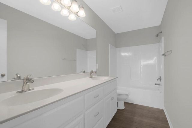 1204 Noah Lane, Kearney, MO 64060