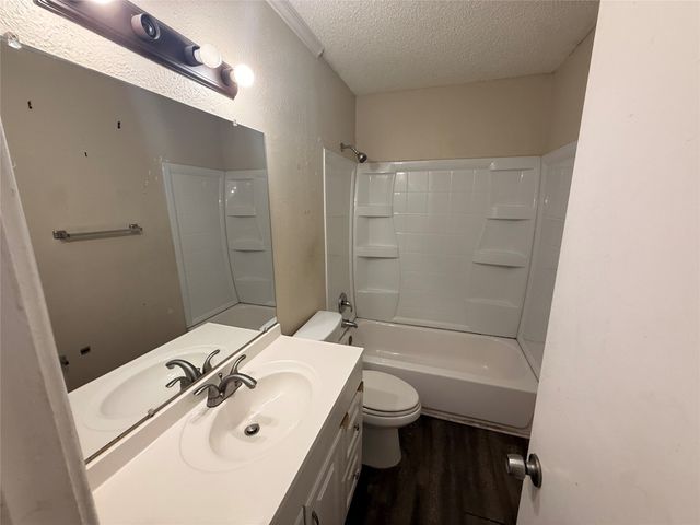 1332 Ridgeview Street, Mesquite, TX 75149