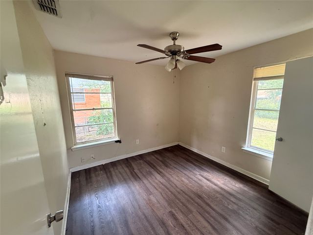 1332 Ridgeview Street, Mesquite, TX 75149
