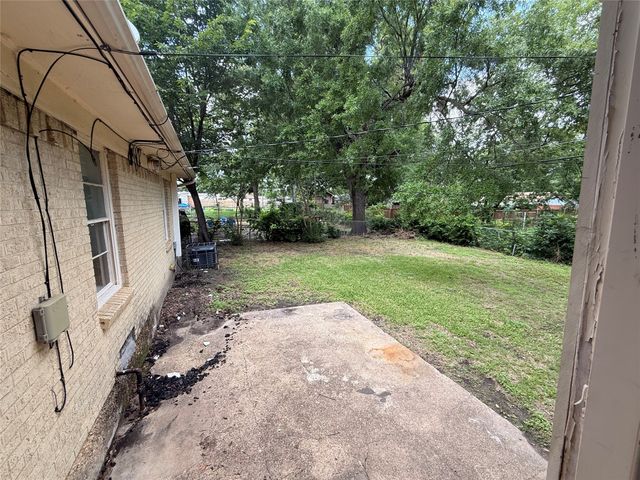 1332 Ridgeview Street, Mesquite, TX 75149