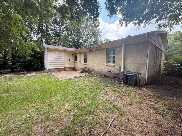 1332 Ridgeview Street, Mesquite, TX 75149