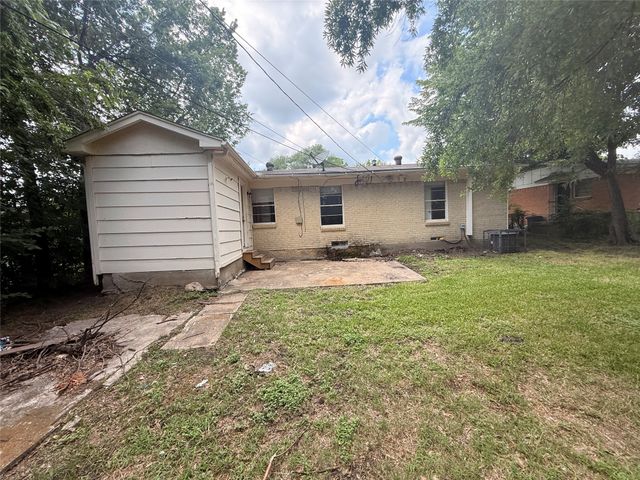 1332 Ridgeview Street, Mesquite, TX 75149