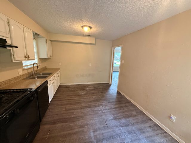 1332 Ridgeview Street, Mesquite, TX 75149