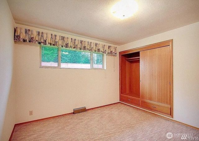 88 Monterey Place NE, Renton, WA 98056