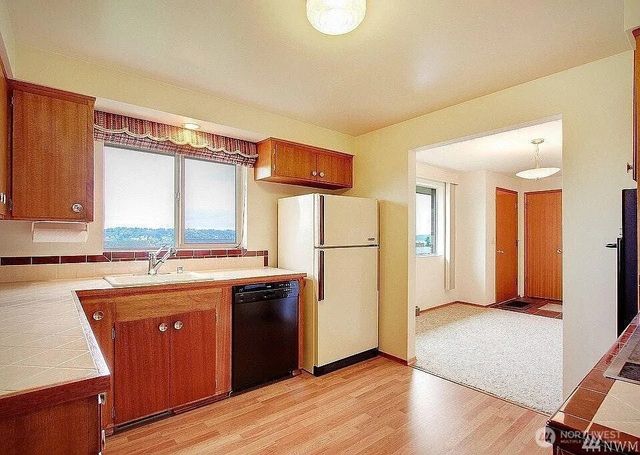 88 Monterey Place NE, Renton, WA 98056