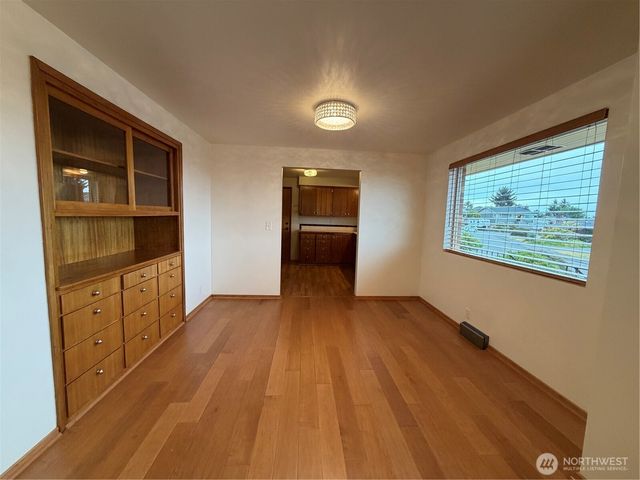 88 Monterey Place NE, Renton, WA 98056