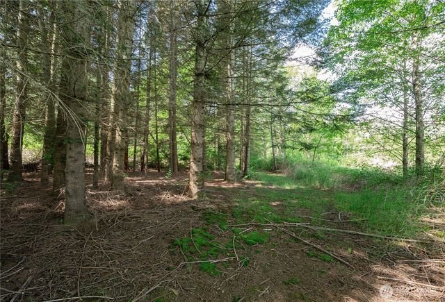 6011 Medcalf Road, Bellingham, WA 98226