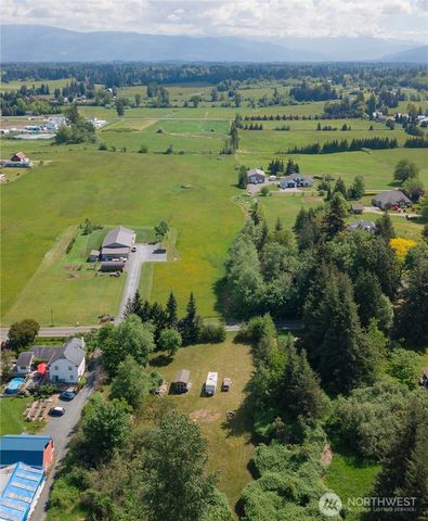 6011 Medcalf Road, Bellingham, WA 98226