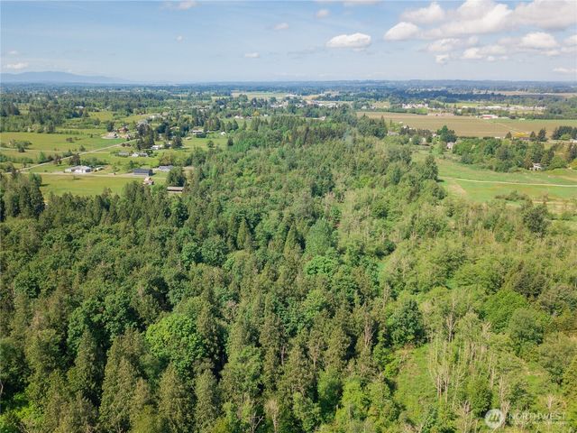 6011 Medcalf Road, Bellingham, WA 98226