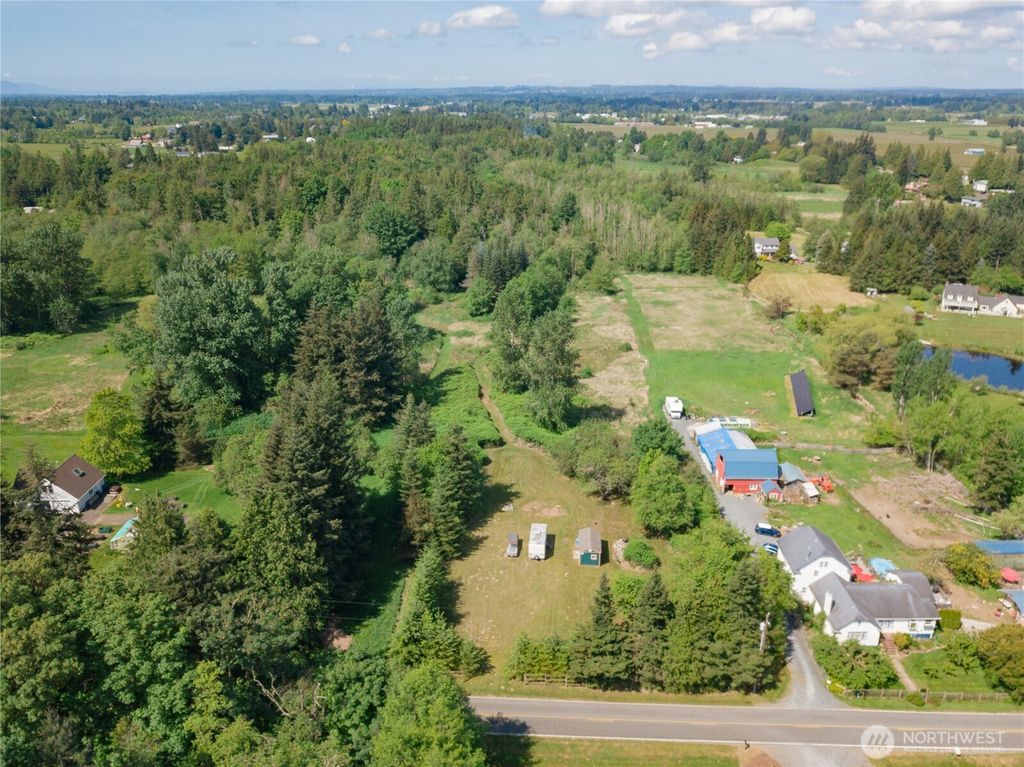 6011 Medcalf Road, Bellingham, WA 98226