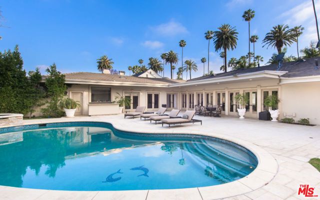 716 N Beverly Drive, Beverly Hills, CA 90210