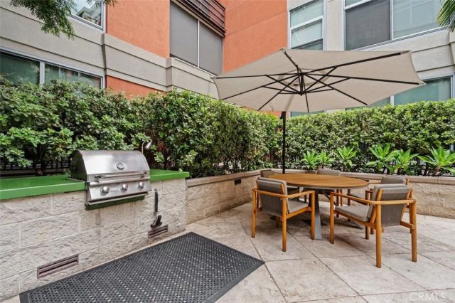 840 E Green 305, Pasadena, CA 91101