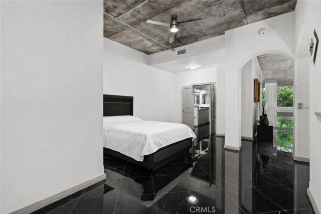 840 E Green 305, Pasadena, CA 91101