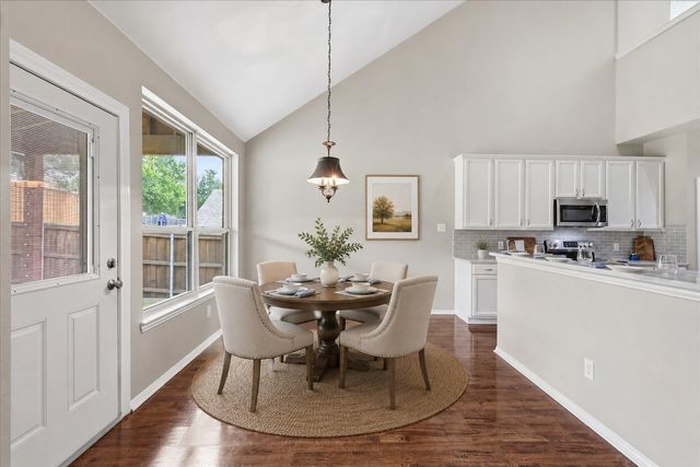 1709 Sunflower Drive, Corinth, TX 76210