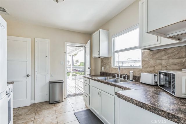 2535 Magnolia Ave, Long Beach, CA 90806