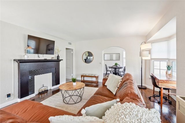 2535 Magnolia Ave, Long Beach, CA 90806