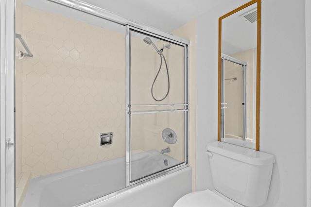 2425 Presidential Way 801, West Palm Beach, FL 33401