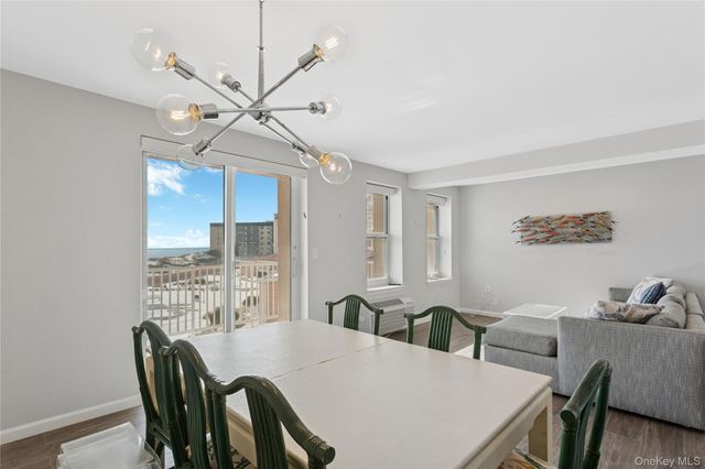 2 Richmond Road 3a, Lido Beach, NY 11561