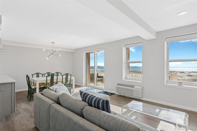 2 Richmond Road 3a, Lido Beach, NY 11561