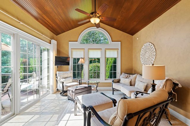 5279 Slater Ridge, Westerville, OH 43082