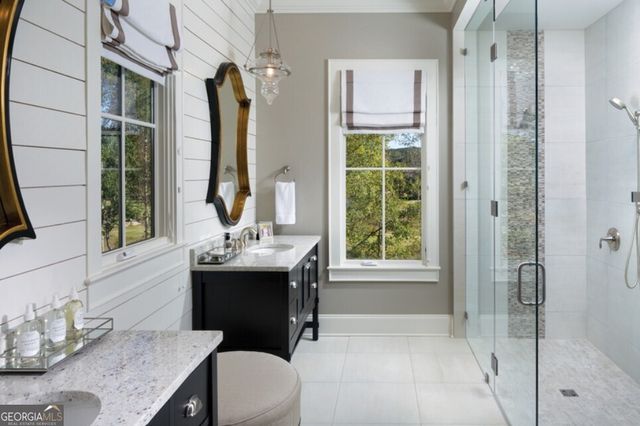 208A Lake Pointe Drive, Gainesville, GA 30506