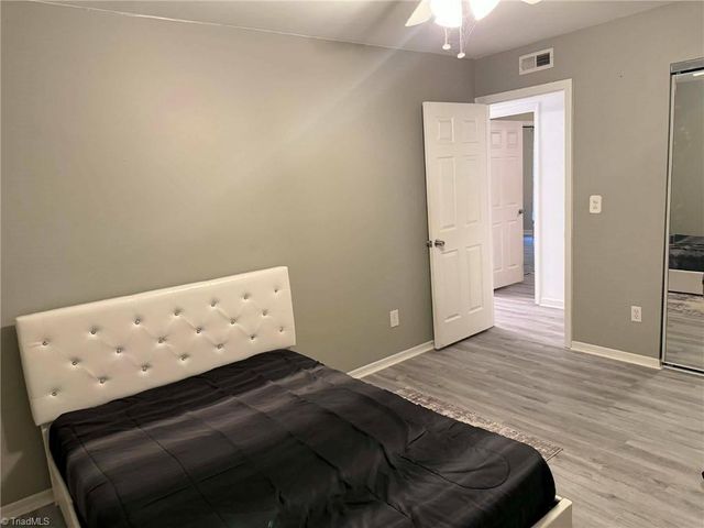 2807 Lamroc Road, Greensboro, NC 27407