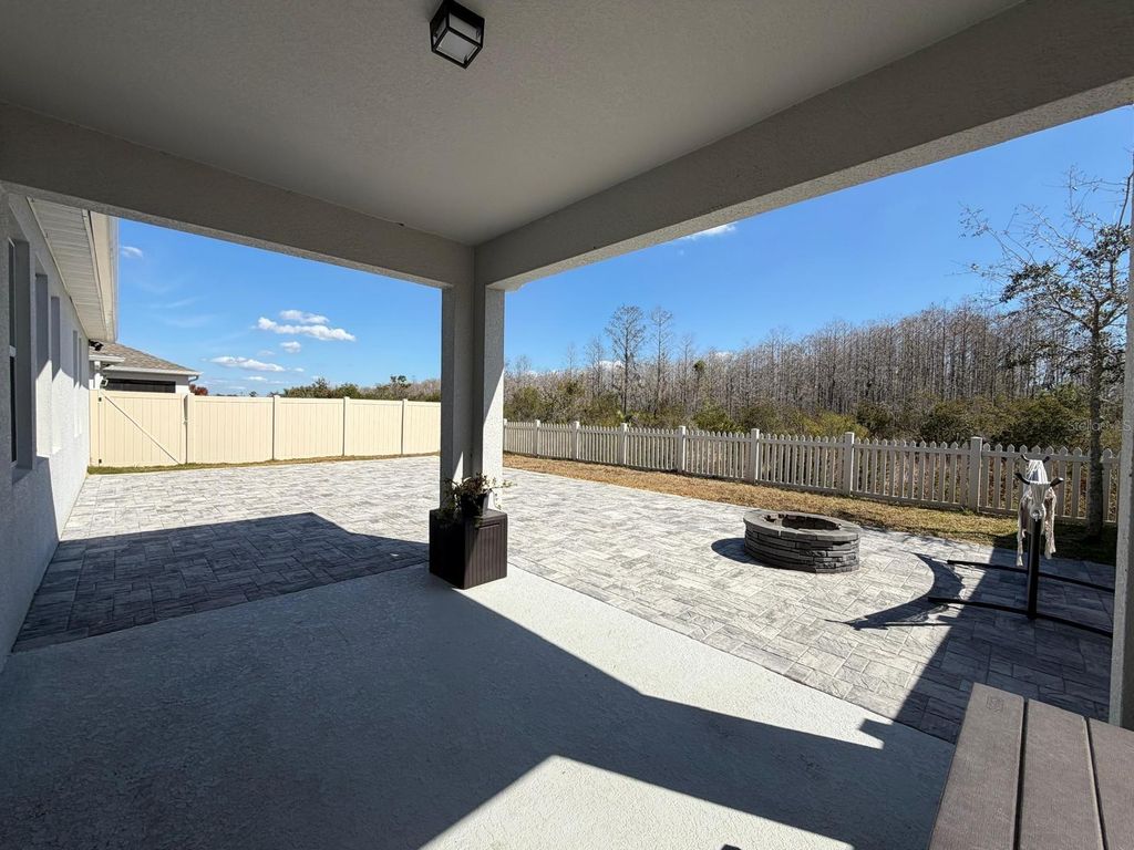 Image 6 of property listing at 3647 VEGA CREEK DRIVE, St Cloud, FL 34772