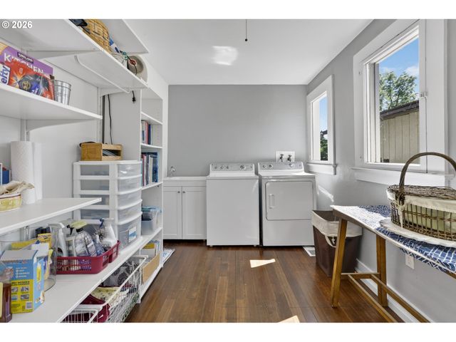 712 E 28TH St, Vancouver, WA 98663