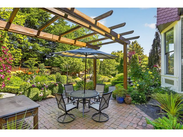 712 E 28TH St, Vancouver, WA 98663