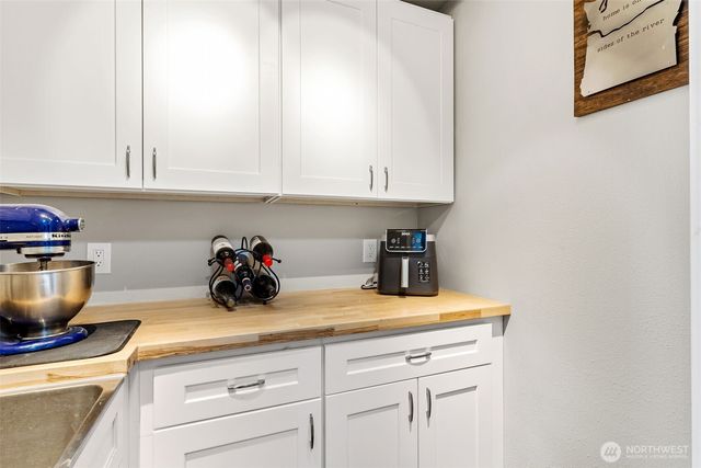 11005 Morning Side Drive E, Puyallup, WA 98372