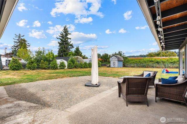 11005 Morning Side Drive E, Puyallup, WA 98372
