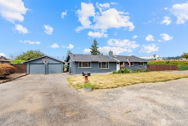 11005 Morning Side Drive E, Puyallup, WA 98372