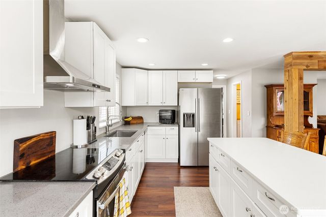 11005 Morning Side Drive E, Puyallup, WA 98372