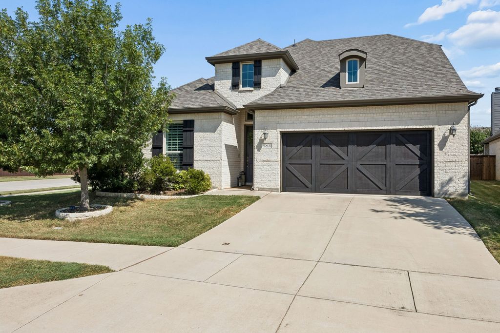 9801 Trail Map Drive, Fort Worth, TX 76036 — exterior